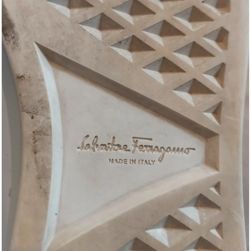 Salvatore Ferragamo very good